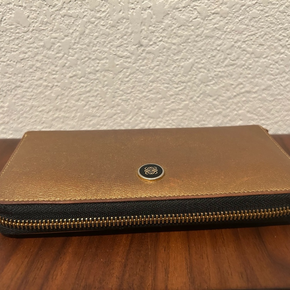 Loewe Metallic Gold Zip Wallet - Picture 3 of 12